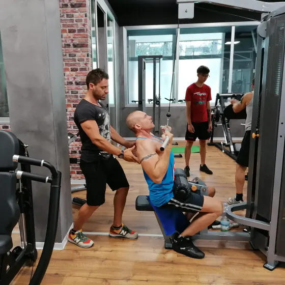 Lezione individuale in palestra con il personal trainer Flavio D'Angelo